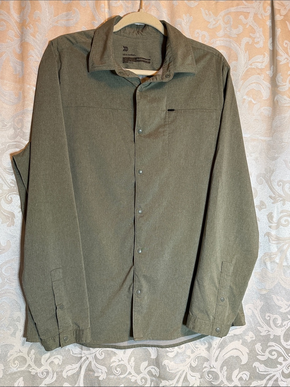 all in motion Olive Green Lightweight Shirt Jacket snap front pocket
